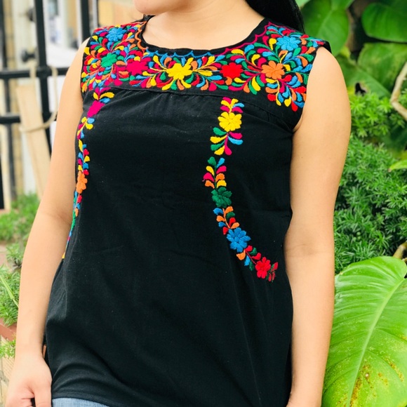 Authentic Mexican Embroidered Blouse Sleeveless - Picture 10 of 10